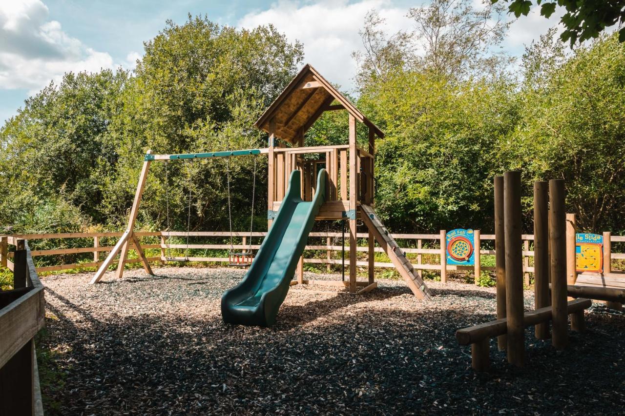 Newby Bridge Country Caravan Park Zewnętrze zdjęcie